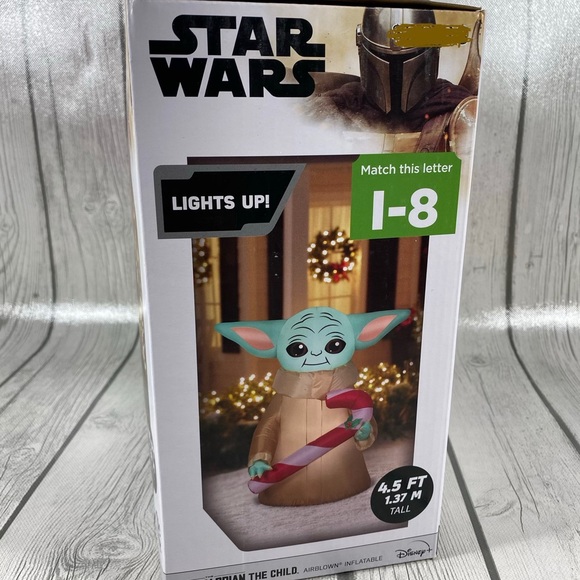 Star Wars Mandalorian Child Baby Yoda Inflatable - Picture 2 of 5